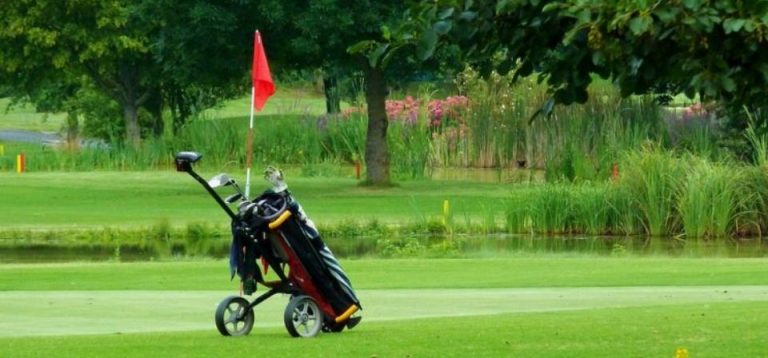 Choosing a golf trolley