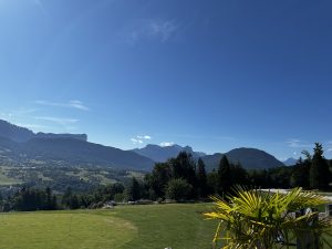 Formules de jeu en compétition au golf : ce qu’un débutant doit savoir